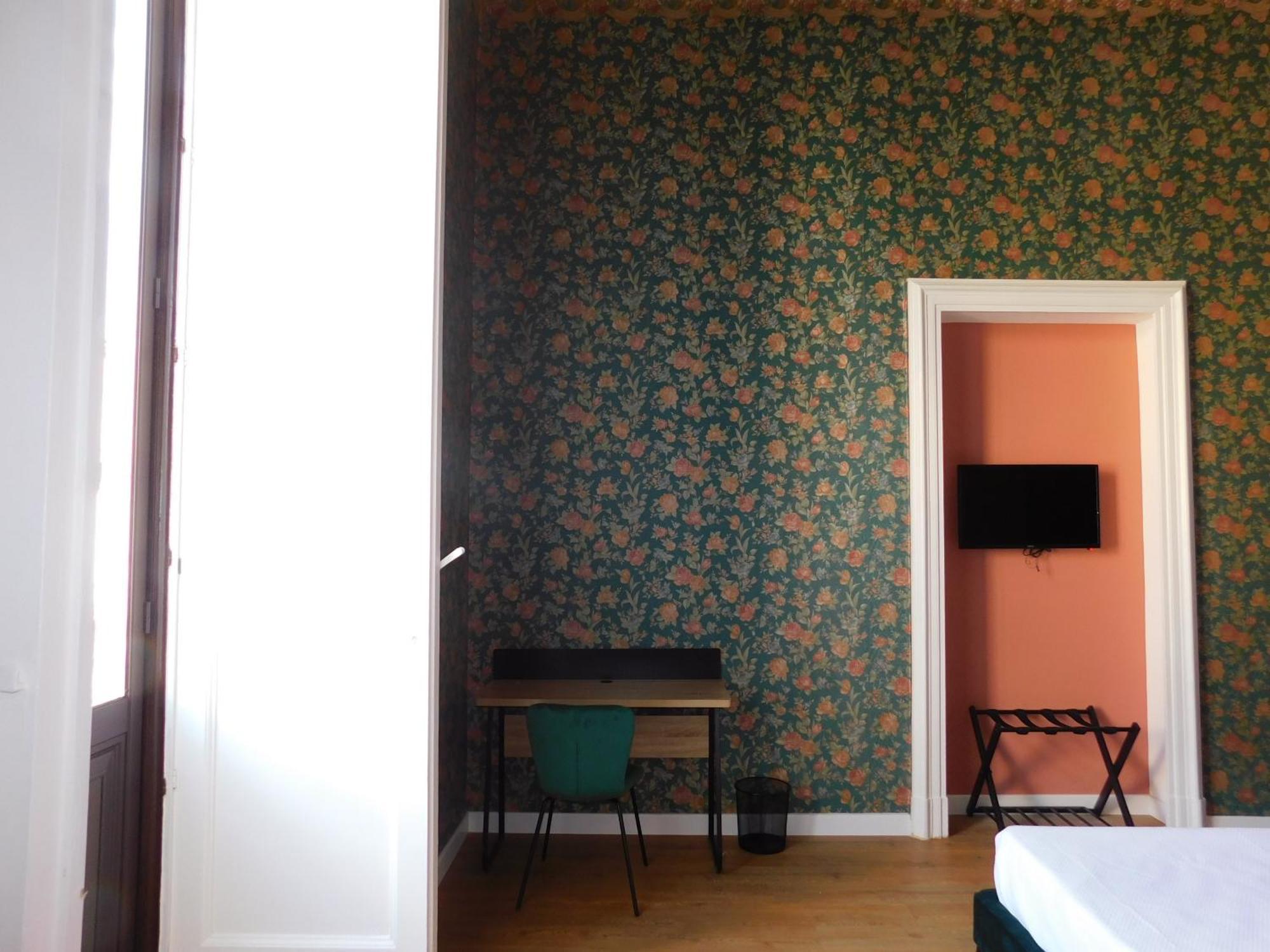 Hibiscus - Etnea Rooms CTA Exteriör bild